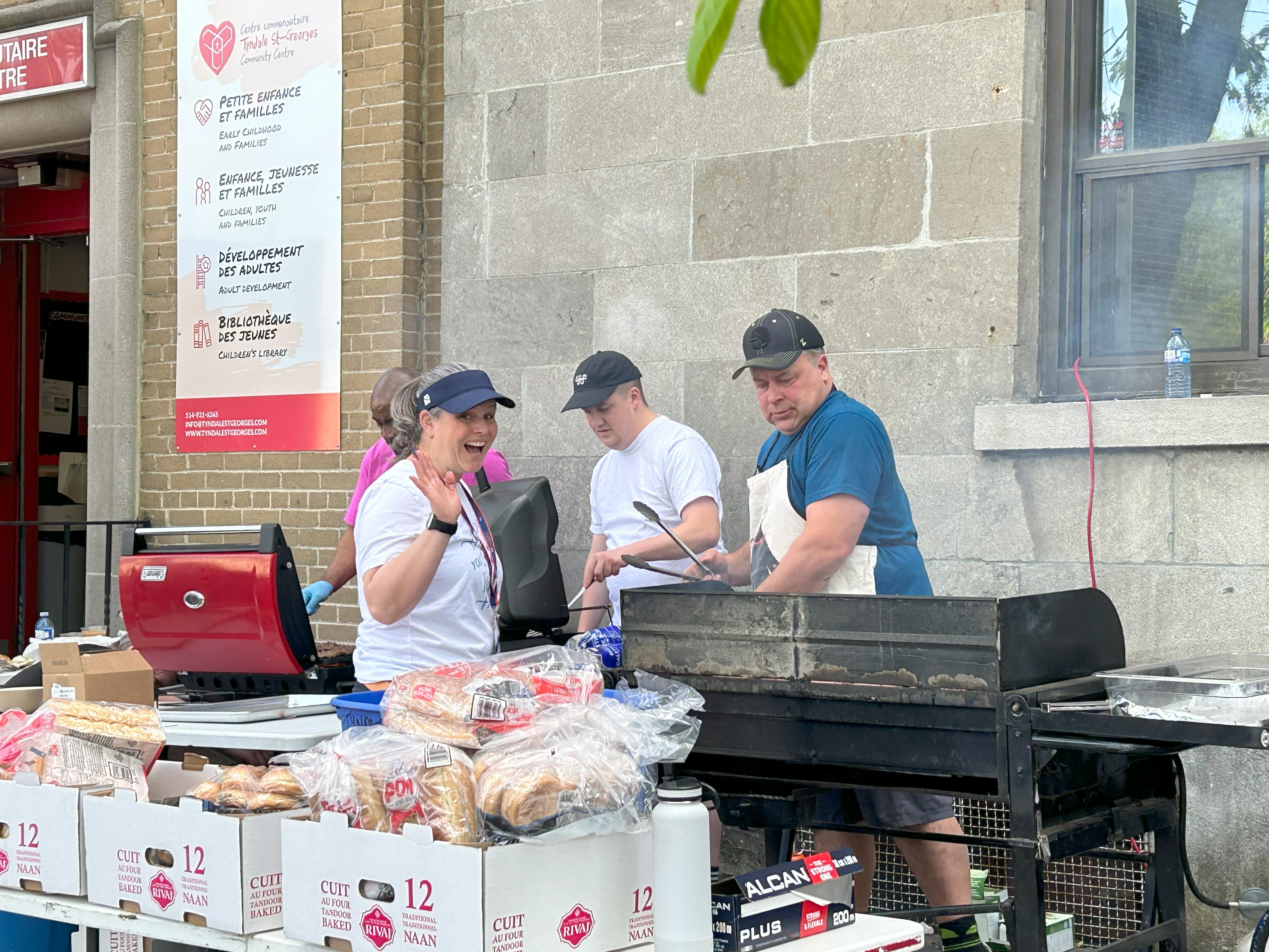 Tyndale St-Georges Community Center Volunteer Program